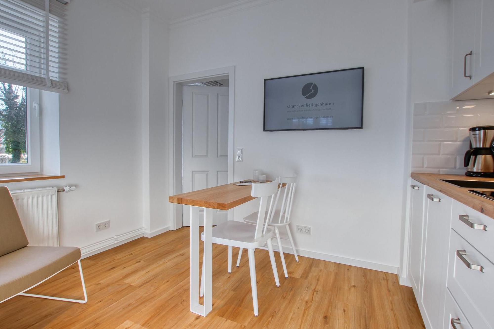 Landhaus Am Ufer - Wohnung 1 Хайлигенхафен Екстериор снимка