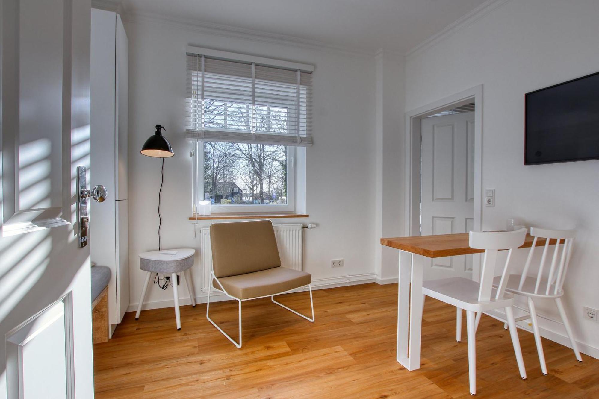 Landhaus Am Ufer - Wohnung 1 Хайлигенхафен Екстериор снимка